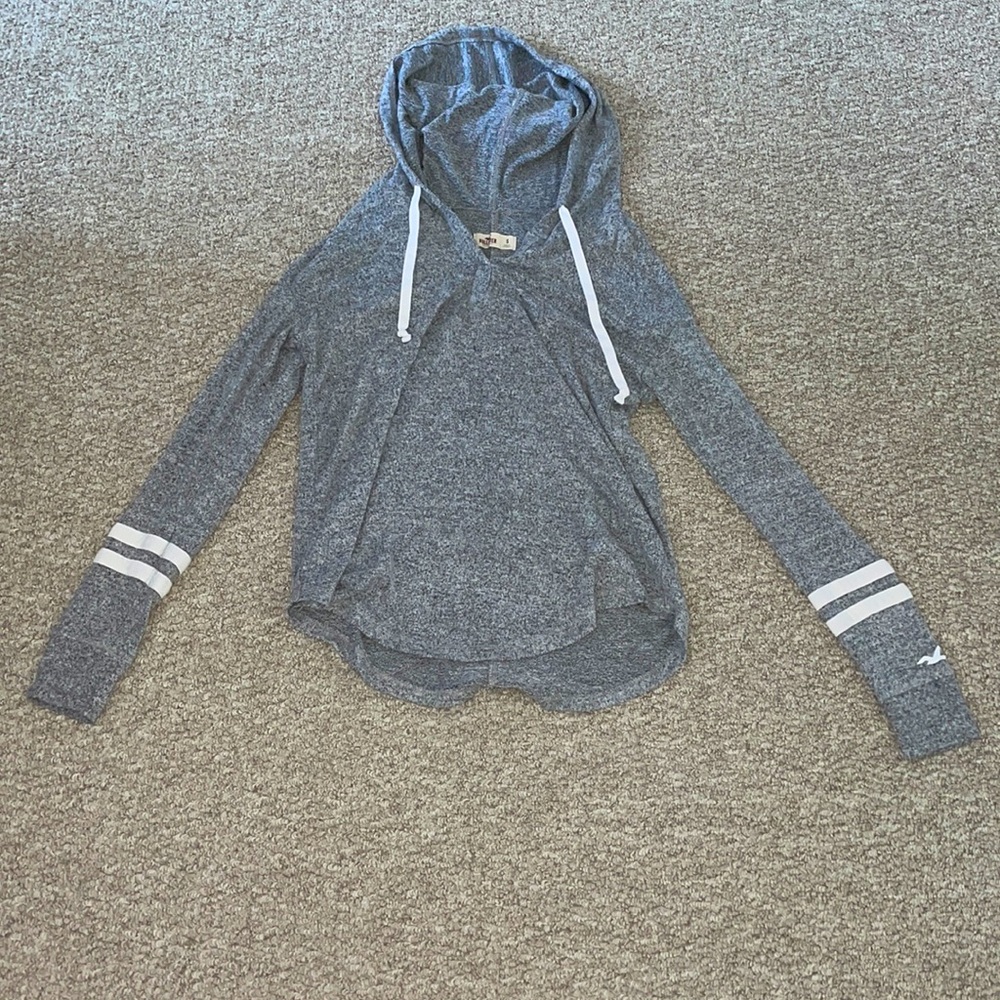 Long sleeve Hollister shirt with hood size S